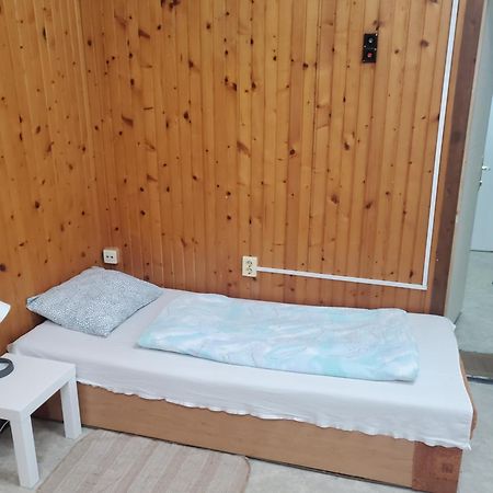 Bed and Breakfast Liget Ueduelo Шіофок Екстер'єр фото