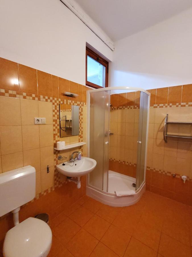 Bed and Breakfast Liget Ueduelo Шіофок Екстер'єр фото
