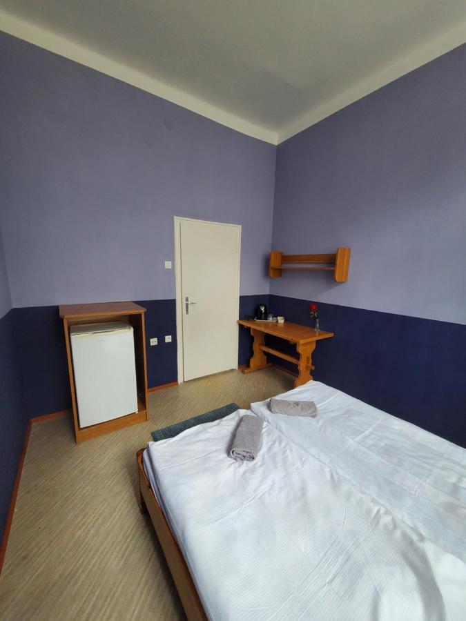 Bed and Breakfast Liget Ueduelo Шіофок Екстер'єр фото